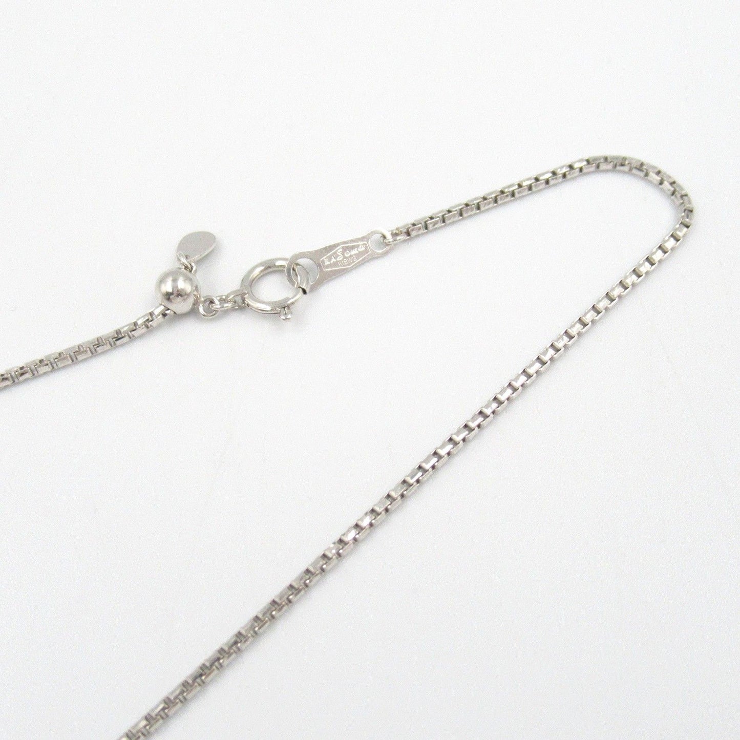 Exquisite K18WG Quartz & Diamond Necklace - 12.8g Luxury Piece