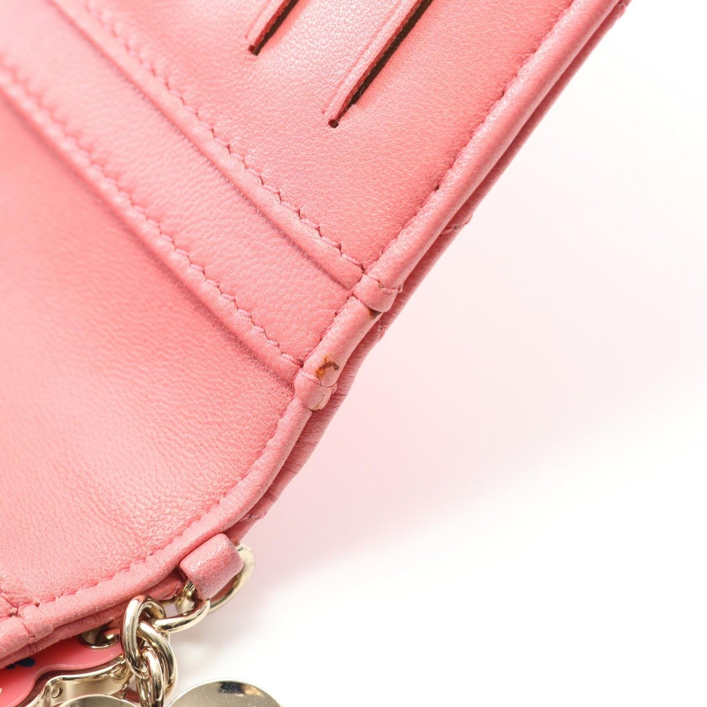 CHANEL Matelassé Pink Lambskin Wallet - Exquisite Luxury