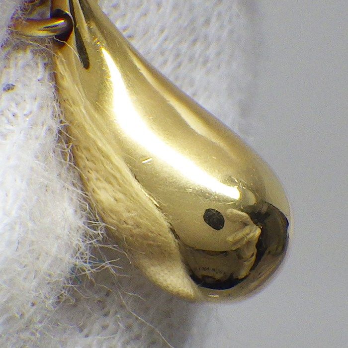 Tiffany & Co. K18YG Tear Drop Necklace - Exquisite Elegance