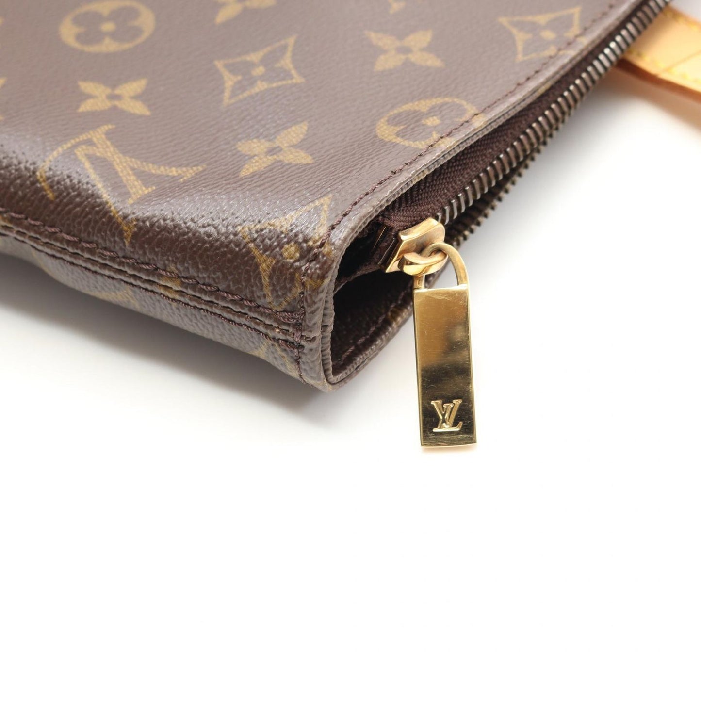 Louis Vuitton Cabas Mezzo Tote Bag - Timeless Elegance in Brown