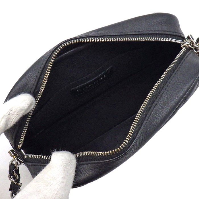 Chanel Chevron Shoulder Bag A57617 in Black Lambskin