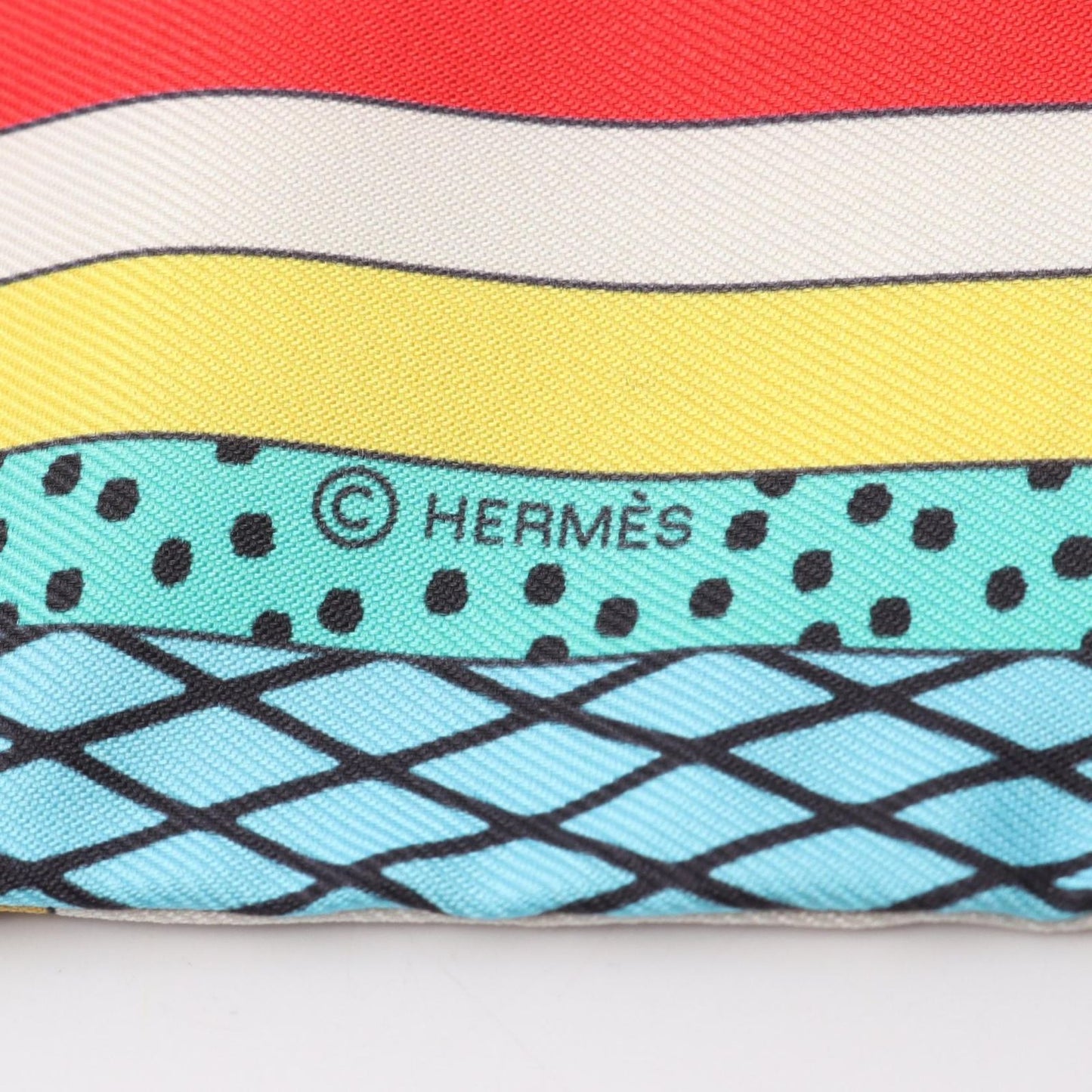 HERMES Grand Theatre Nouveau Silk Twilly Scarf - Pristine Condition