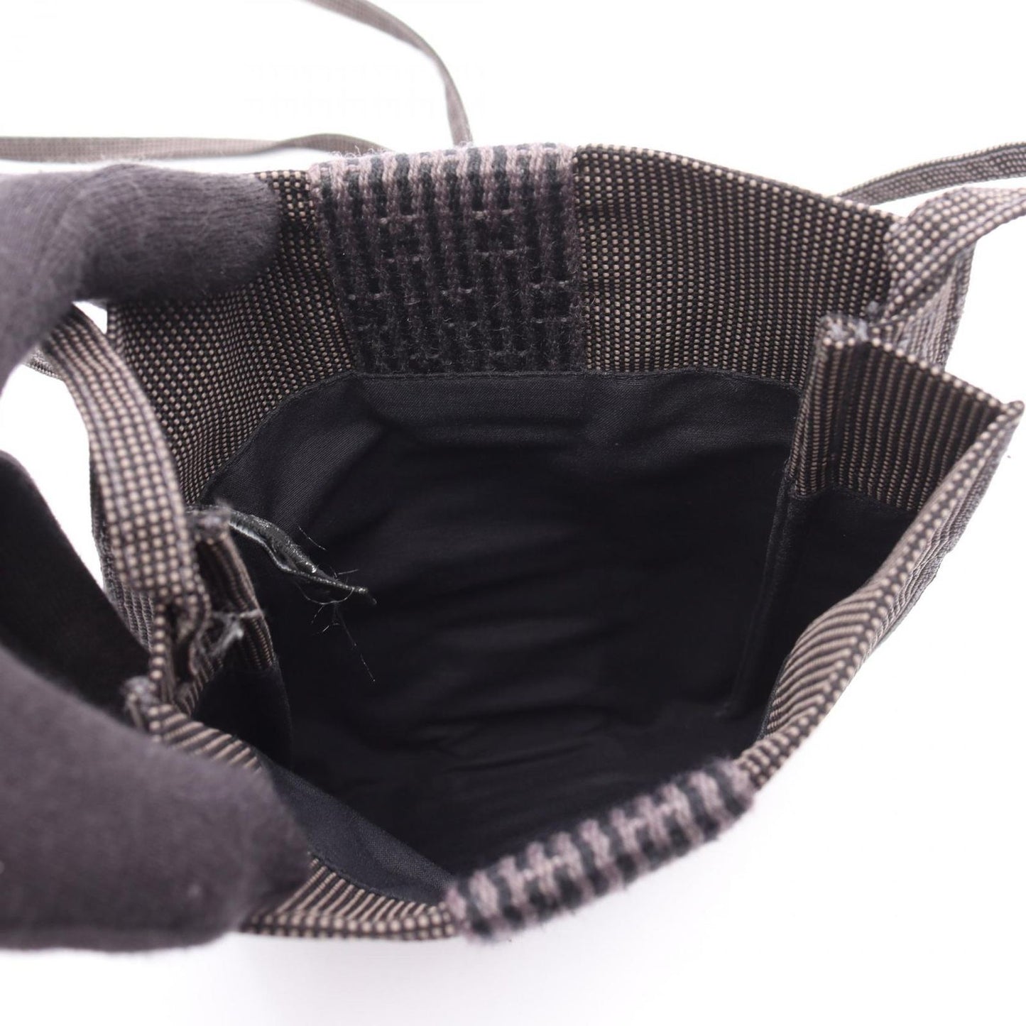 HERMES Élan Line Shoulder Bag in Gray Canvas - Timeless Elegance