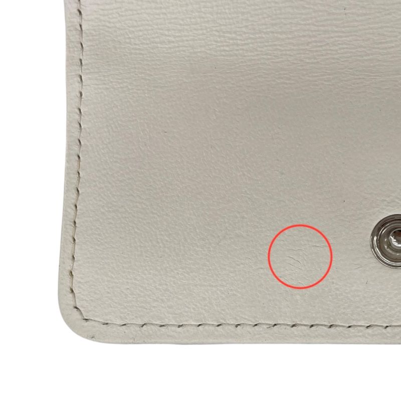 CHANEL Matelassé Card Case AP3827 in White Shiny Lambskin