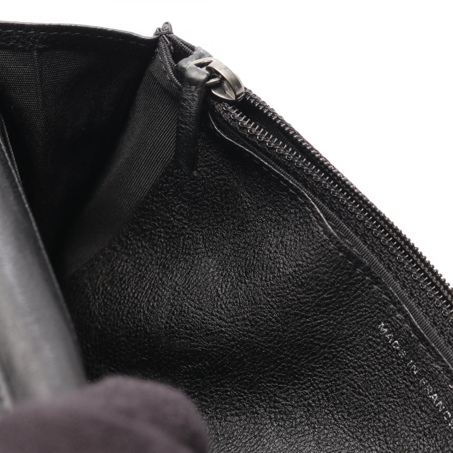 CHANEL Boy Chanel Matelassé Shoulder Bag - Timeless Elegance