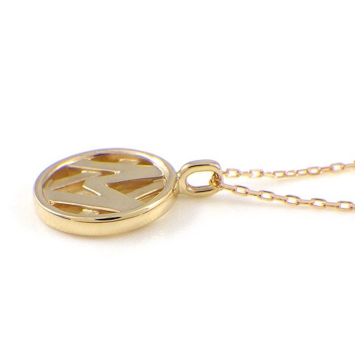 K10YG Round Circle Initial Necklace - Elegant Personalization