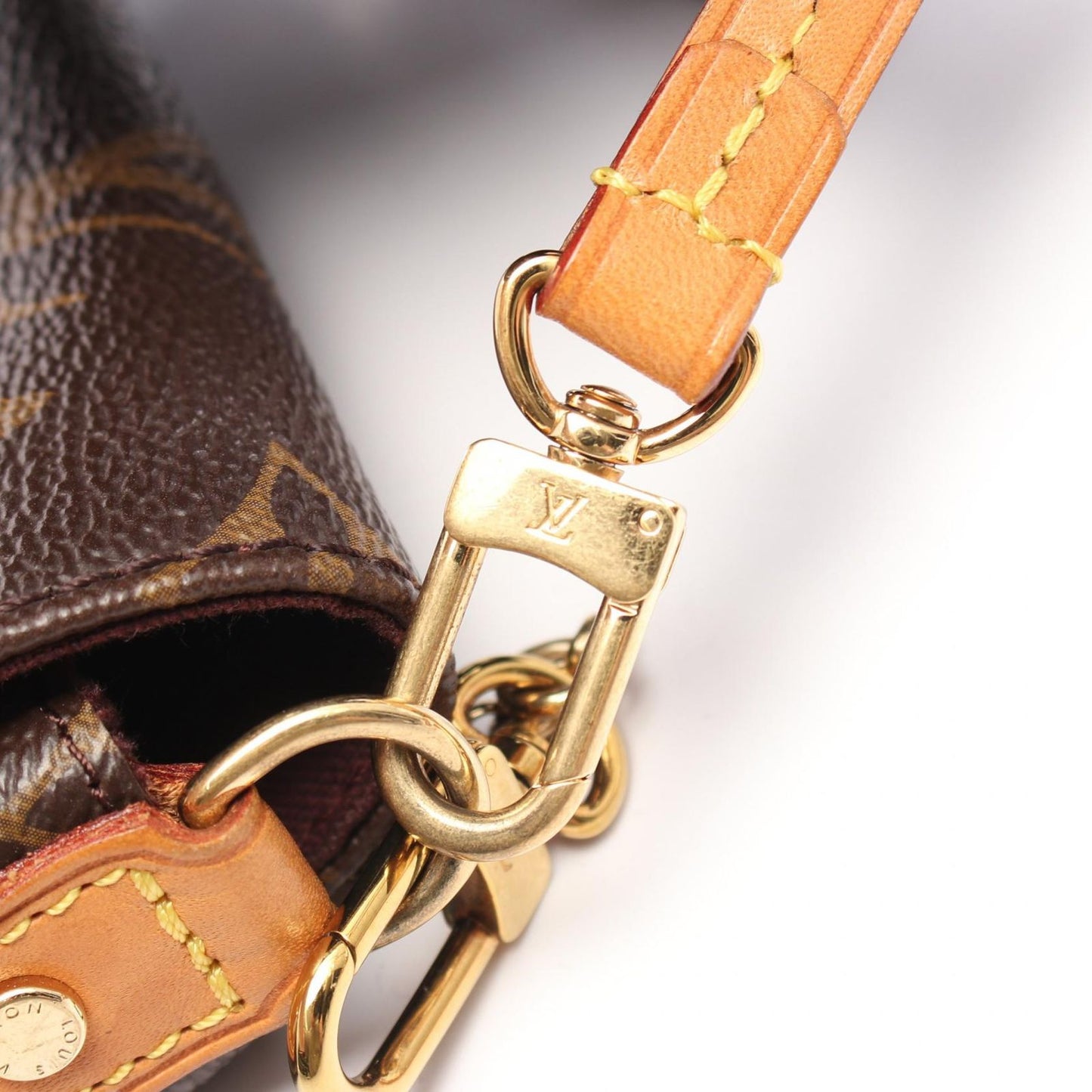 Louis Vuitton Favorite MM Monogram Handbag - Timeless Elegance