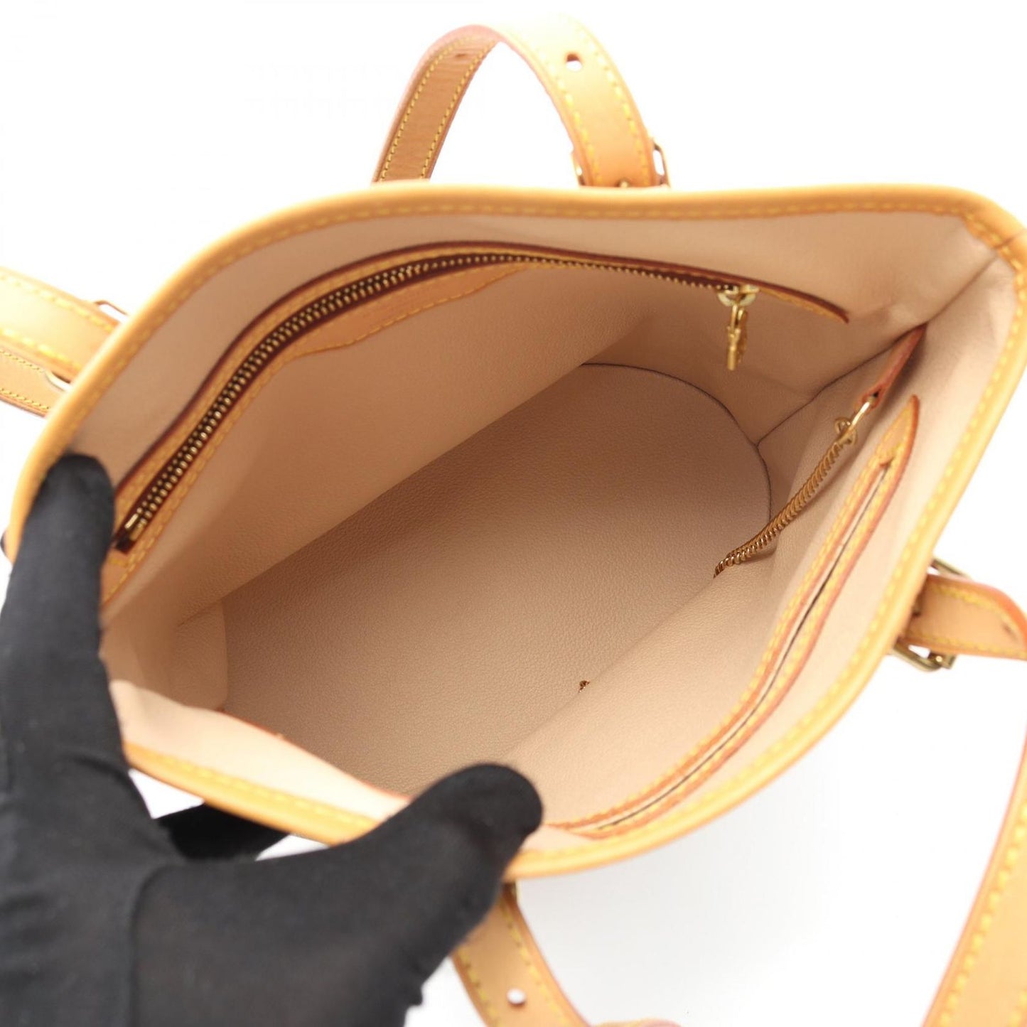 Louis Vuitton Monogram Bucket PM Handbag - Timeless Elegance