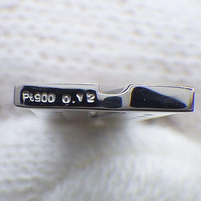 Exquisite Diamond Initial K Pendant in Platinum - 0.12ct