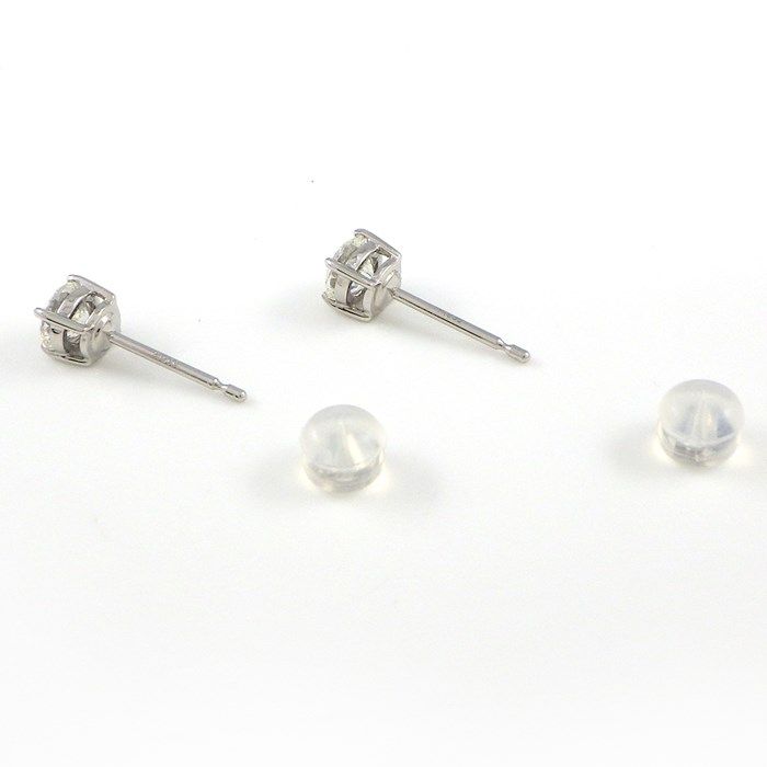 Exquisite Solitaire Diamond Earrings in Platinum - 0.526ct & 0.521ct