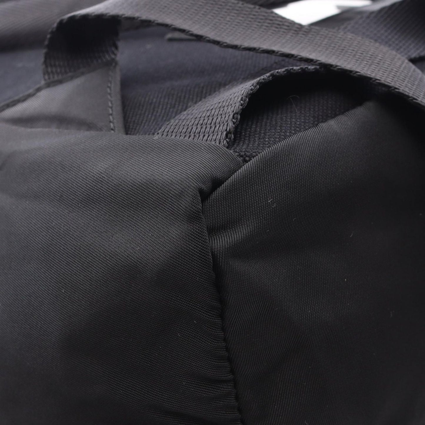 PRADA TESSUTO MONTAGN V152 Black Nylon Backpack - Timeless Elegance