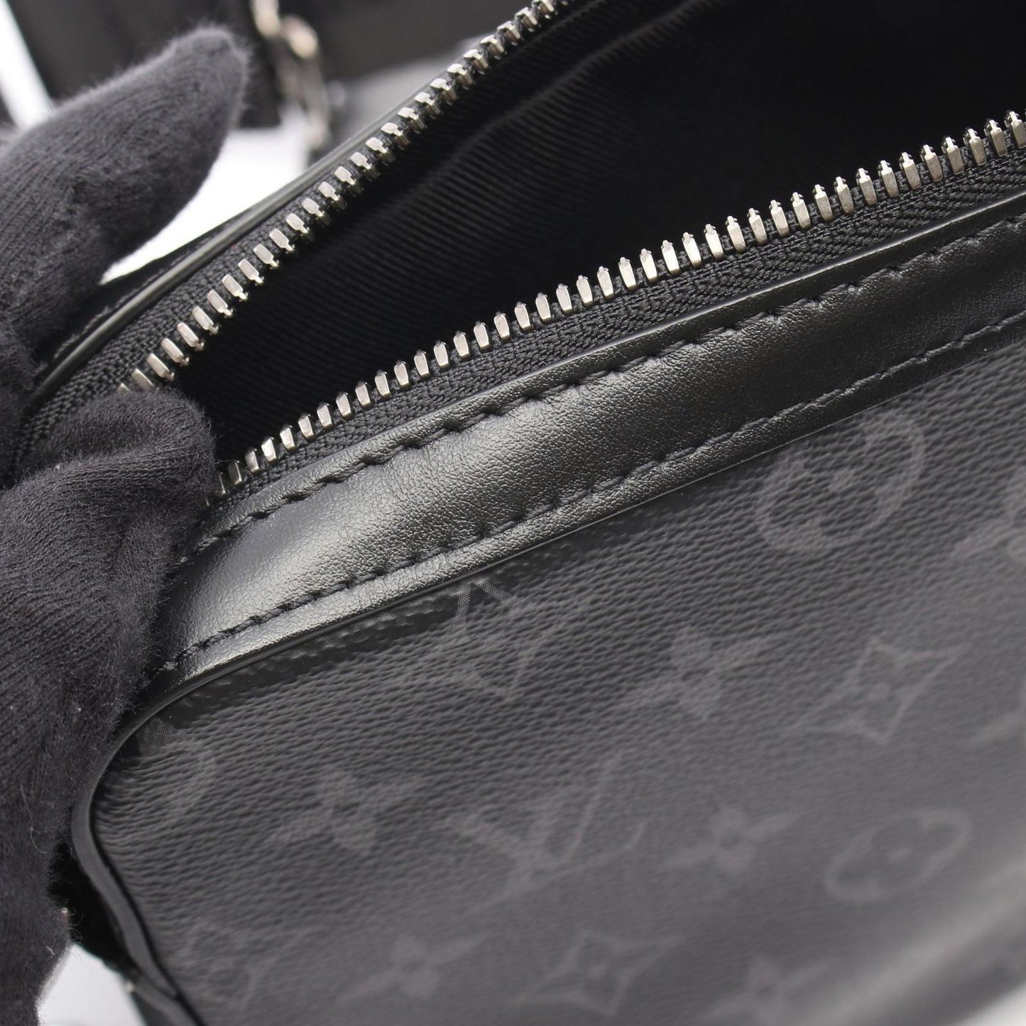 Louis Vuitton Trio Messenger Bag Monogram Eclipse - Exquisite Craftsmanship