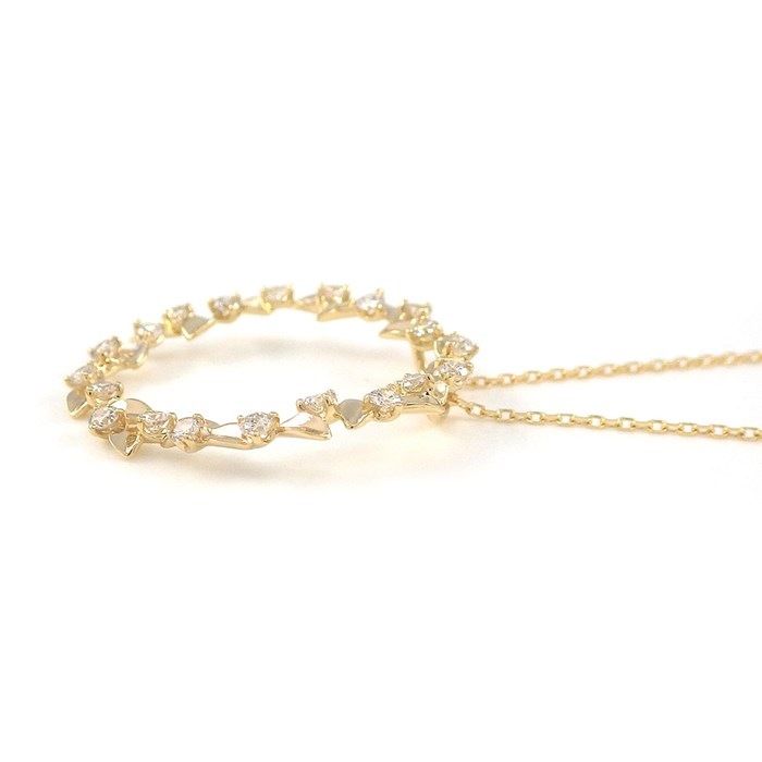 Elegant Round Leaf Diamond Necklace in K18 Yellow Gold - 0.40ct