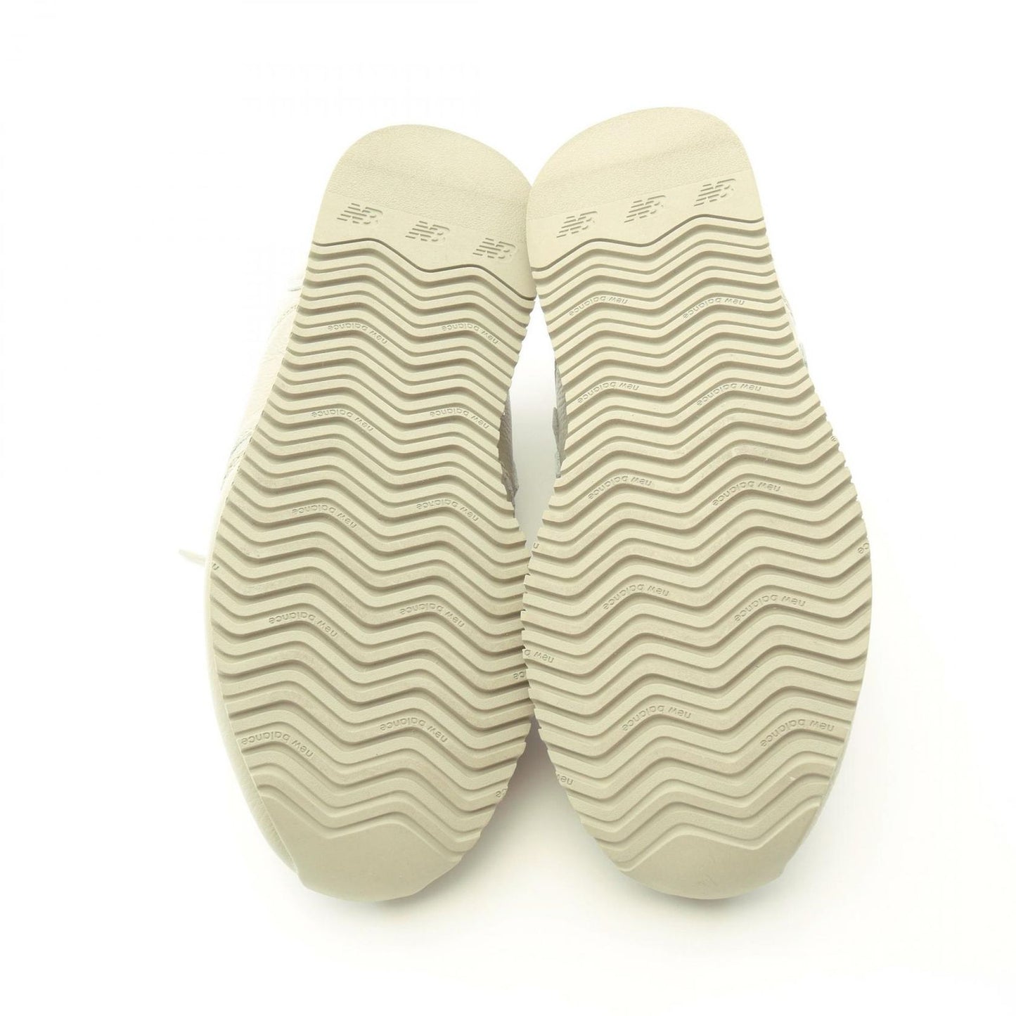 NEW BALANCE x AURALEE Leather Sneakers in Light Green - Exclusive Edition