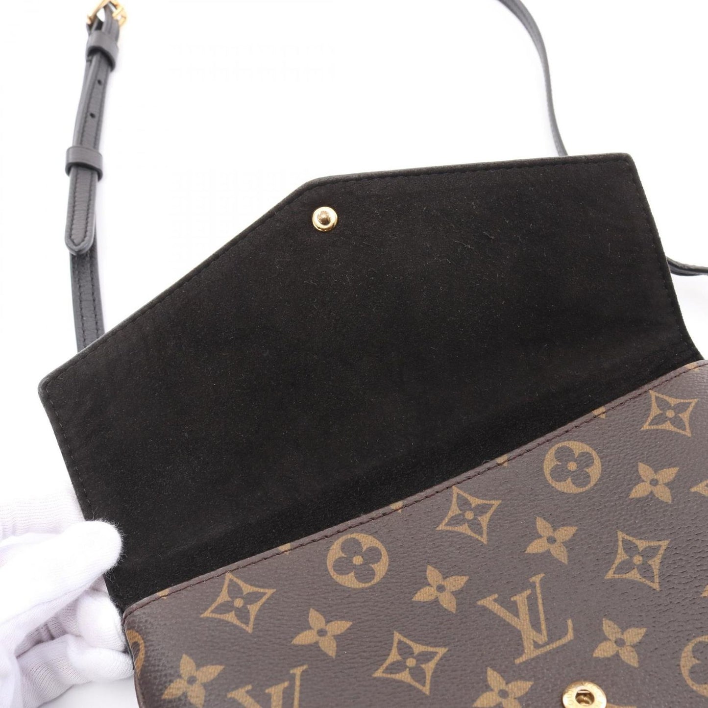 Louis Vuitton Twice Shoulder Bag - Timeless Elegance in Noir