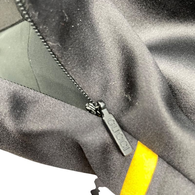 GUCCI Patrick Nagel Graphic Print Silk Skirt - Black, Size 38