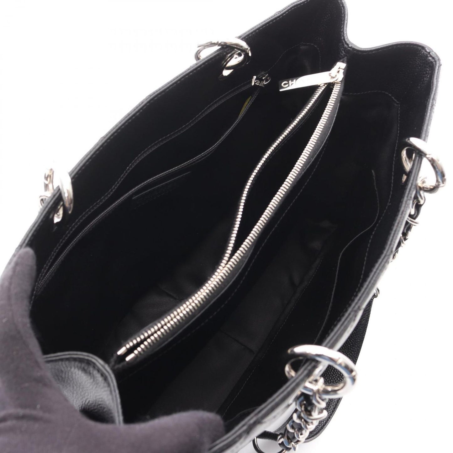 CHANEL Matelassé Grand Shopping Tote GST A50995 in Black Caviar Skin