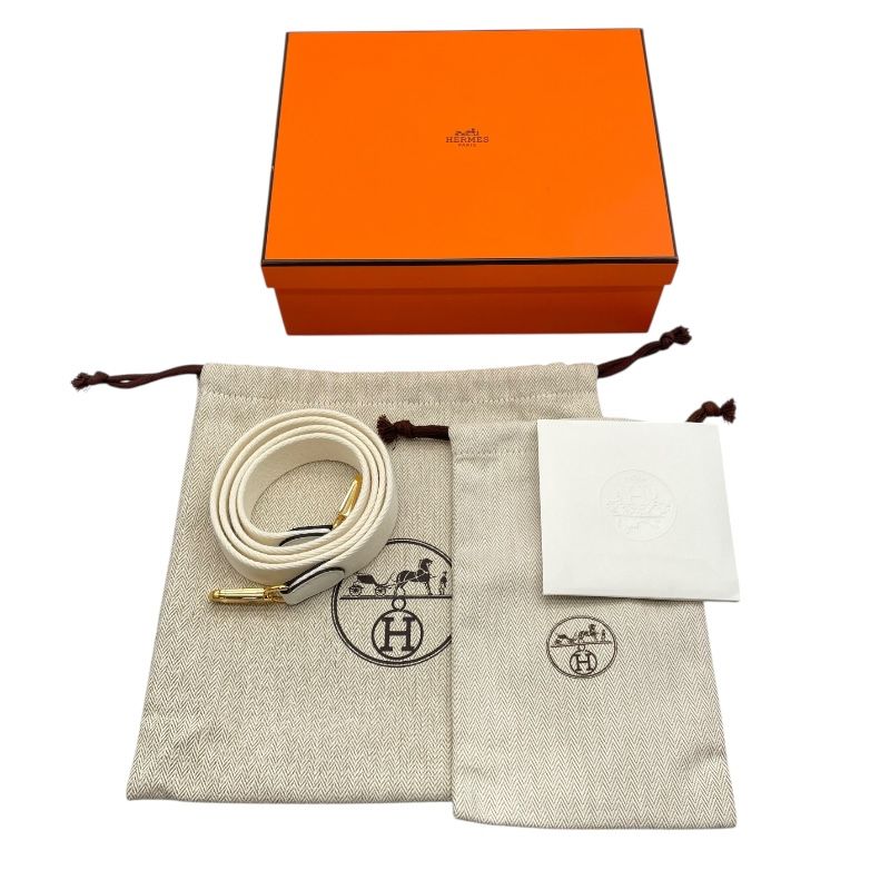 HERMES Evelyne TPM in New White with Gold Hardware - Exquisite Luxury