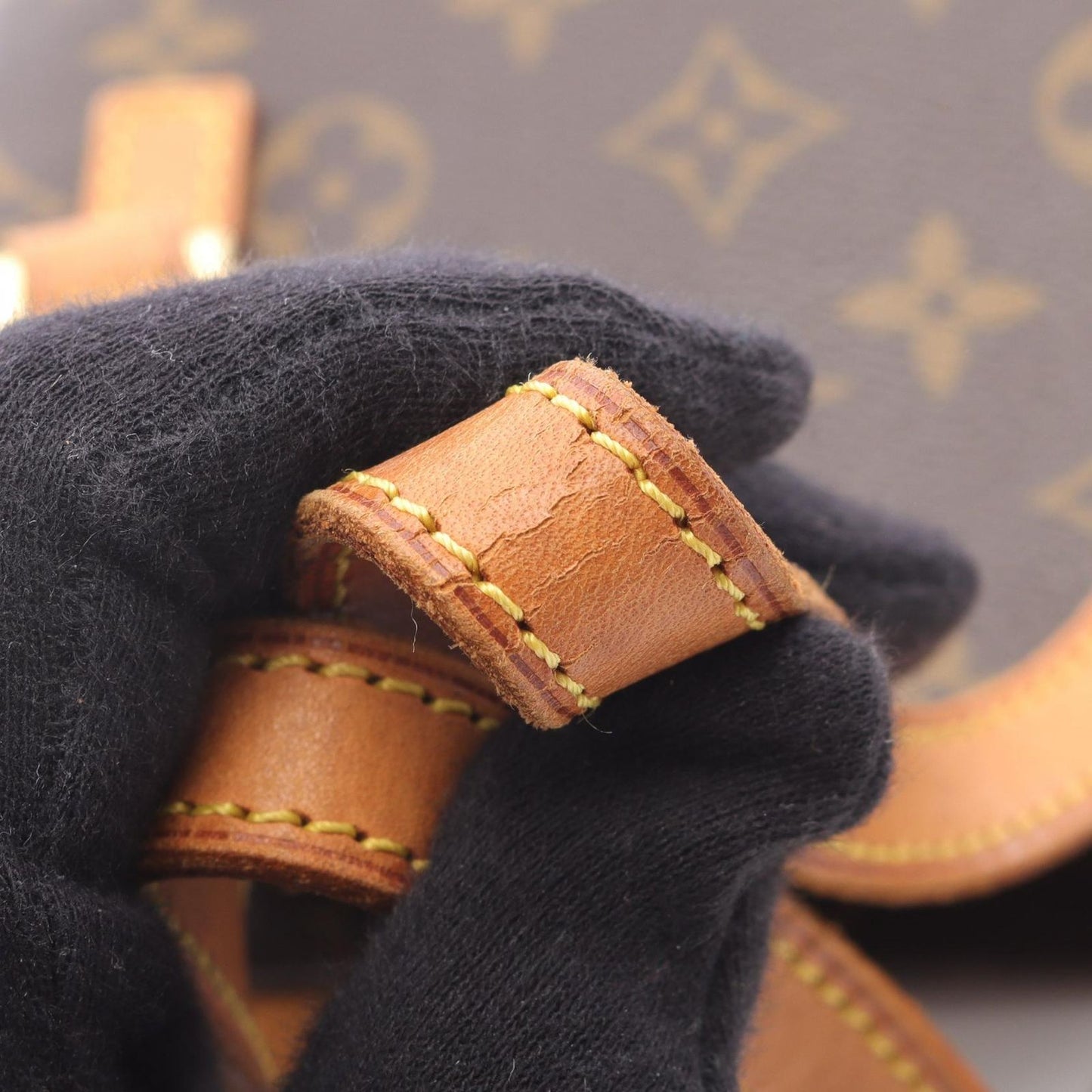 Louis Vuitton Vavin PM Handbag - Timeless Elegance in Brown Canvas