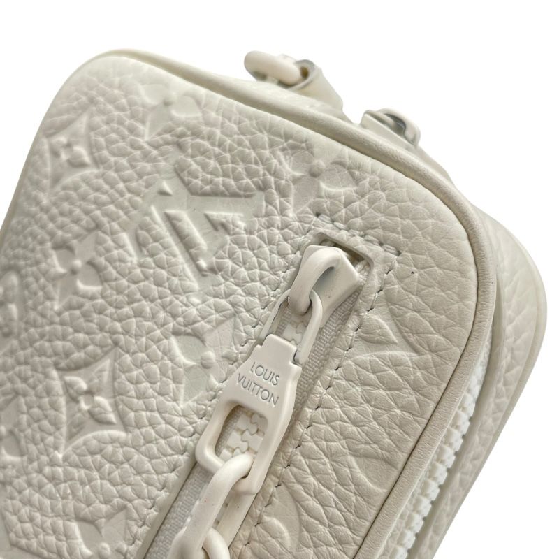 Louis Vuitton Pochette Volga M53551 in Powder White Monogram Empreinte