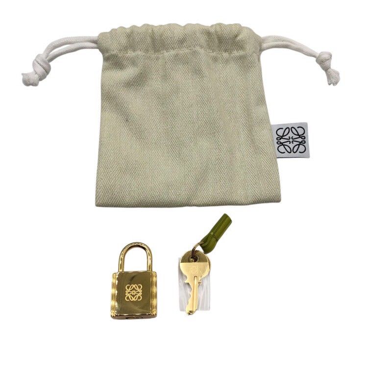 LOEWE Amazona 19 Lime Leather Shoulder Bag with Gold Hardware