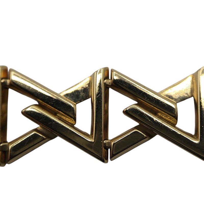 Louis Vuitton LV Volt Curve Bracelet in 18K Gold - Exquisite Luxury