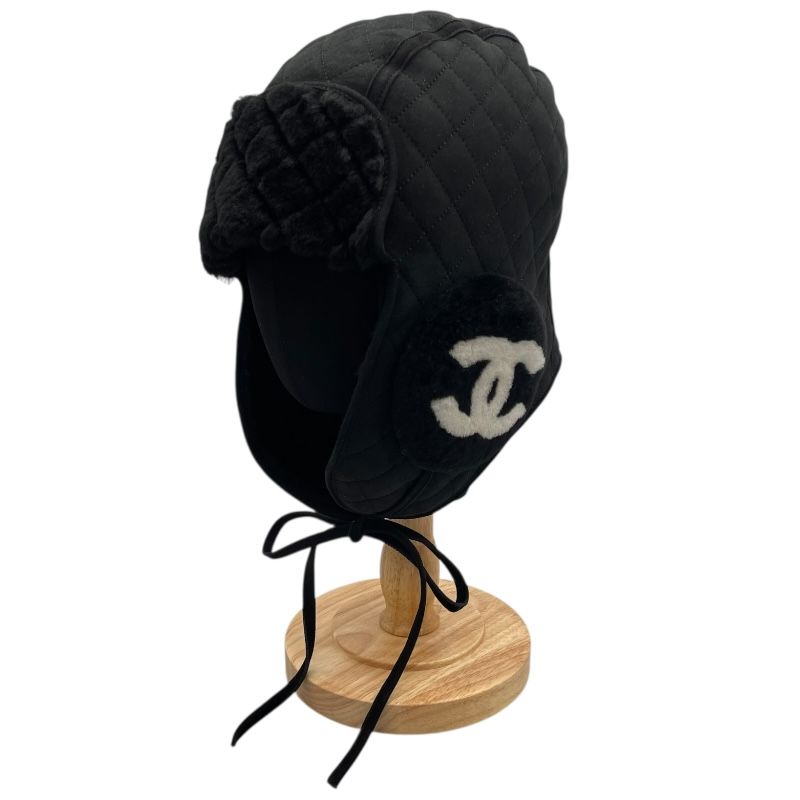 CHANEL Coco Mark Knit Cap - Black - Exclusive Women's Fashion Accessory