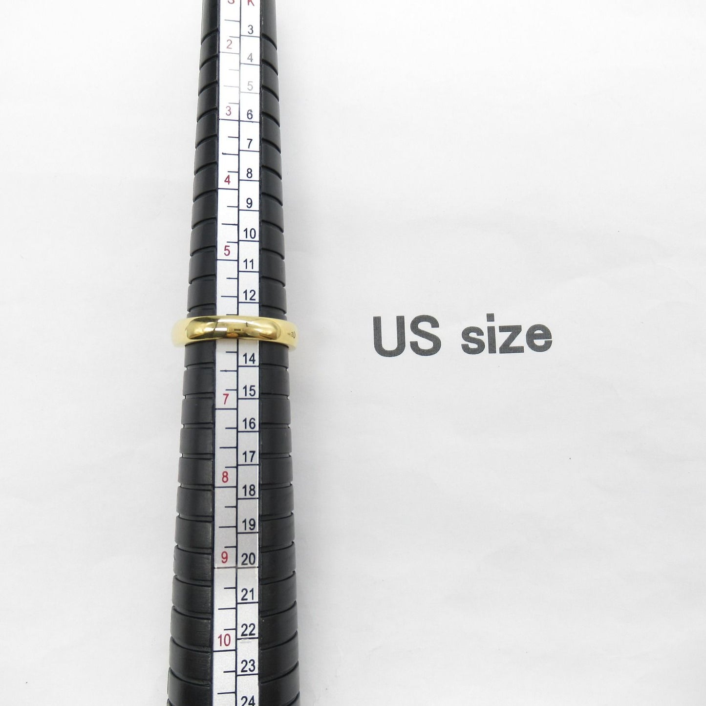 Exquisite K18 Yellow Gold Diamond Ring - Timeless Elegance