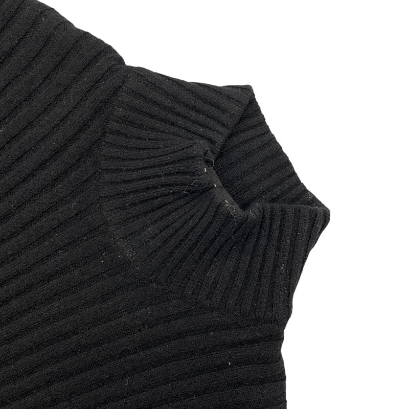 CHANEL Vintage Camellia Cashmere Knit Sweater - Black