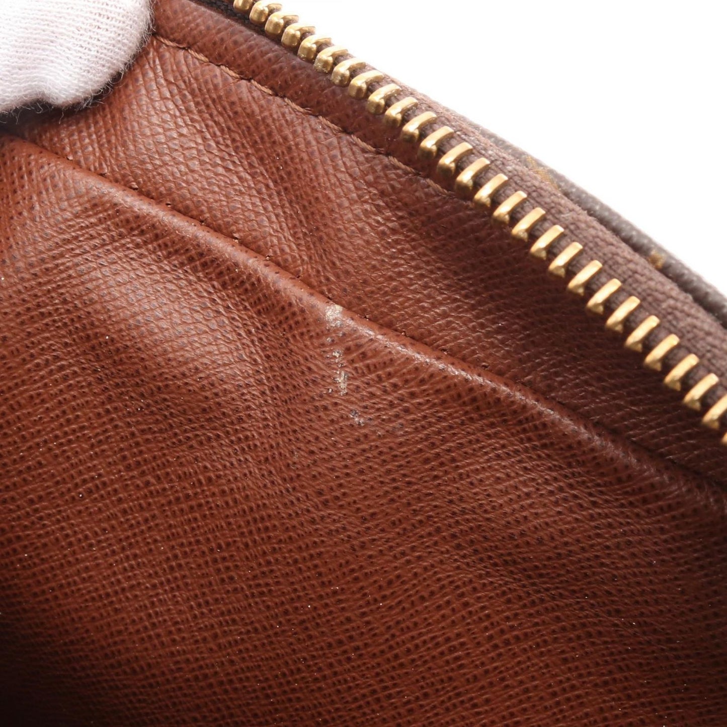 Louis Vuitton Nile Shoulder Bag M45244 - Timeless Elegance