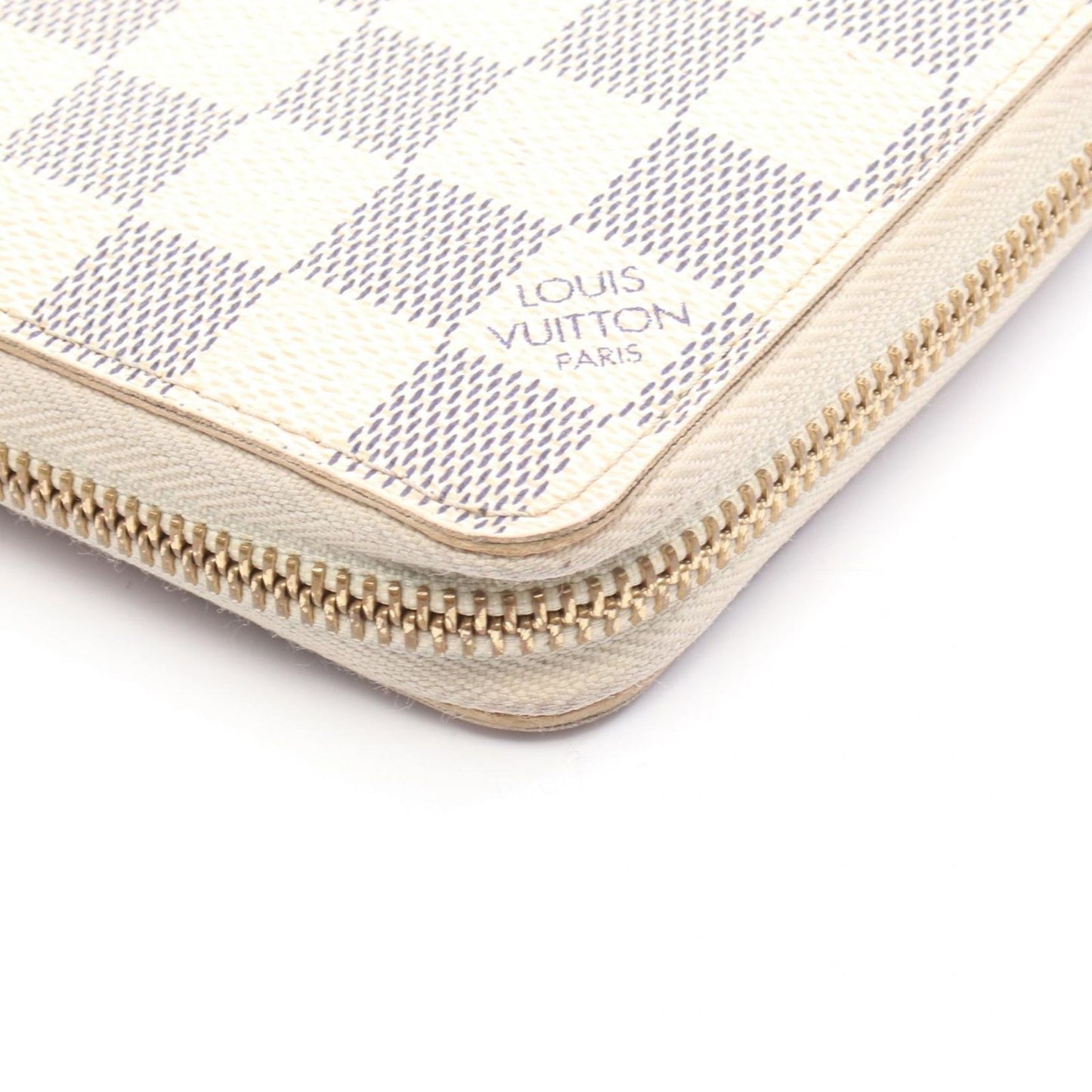 Louis Vuitton Zippy Wallet in Damier Azur Canvas - Timeless Elegance