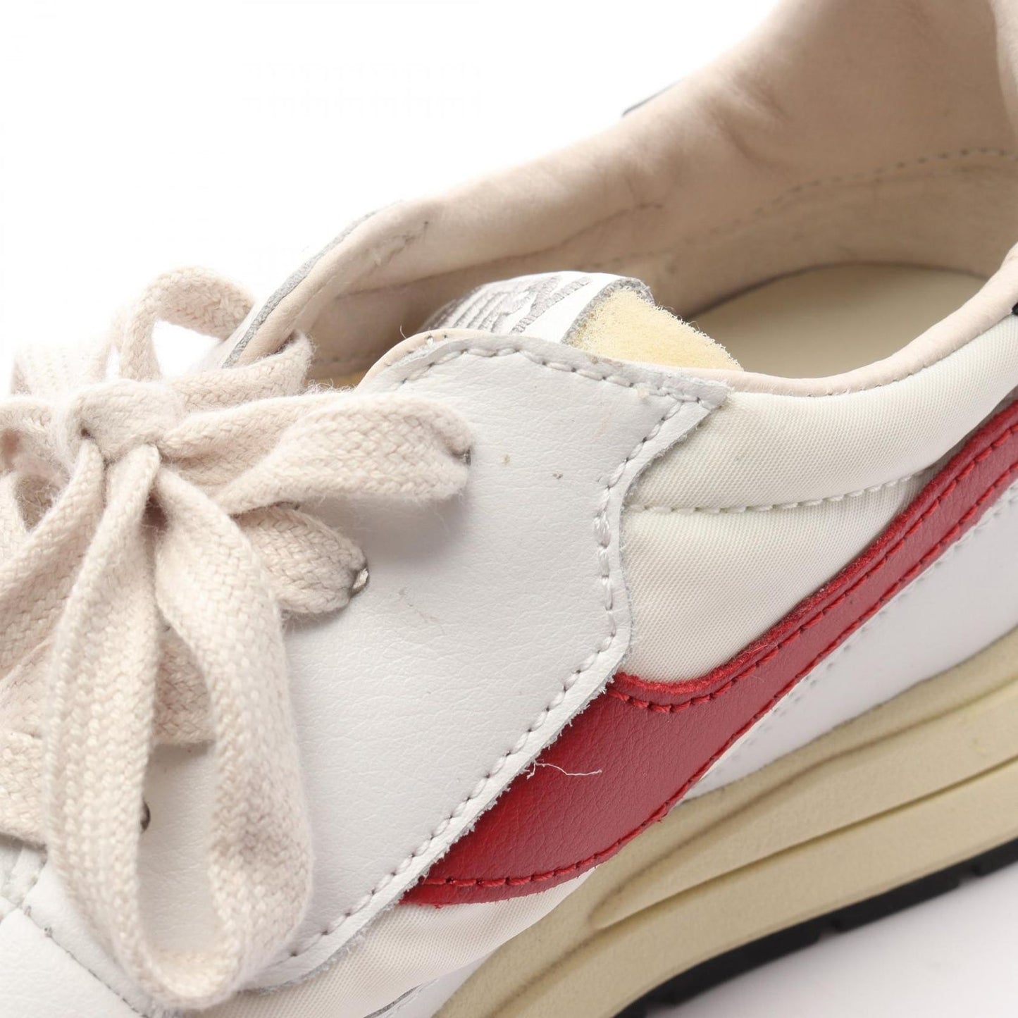 AUTRY White Leather Sneakers - Timeless Elegance for Women