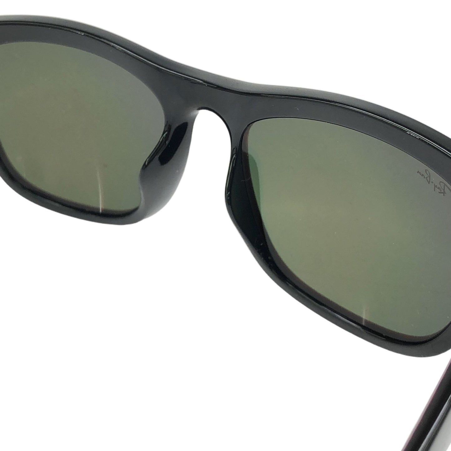 Ray-Ban Classic Black Sunglasses - Timeless Elegance