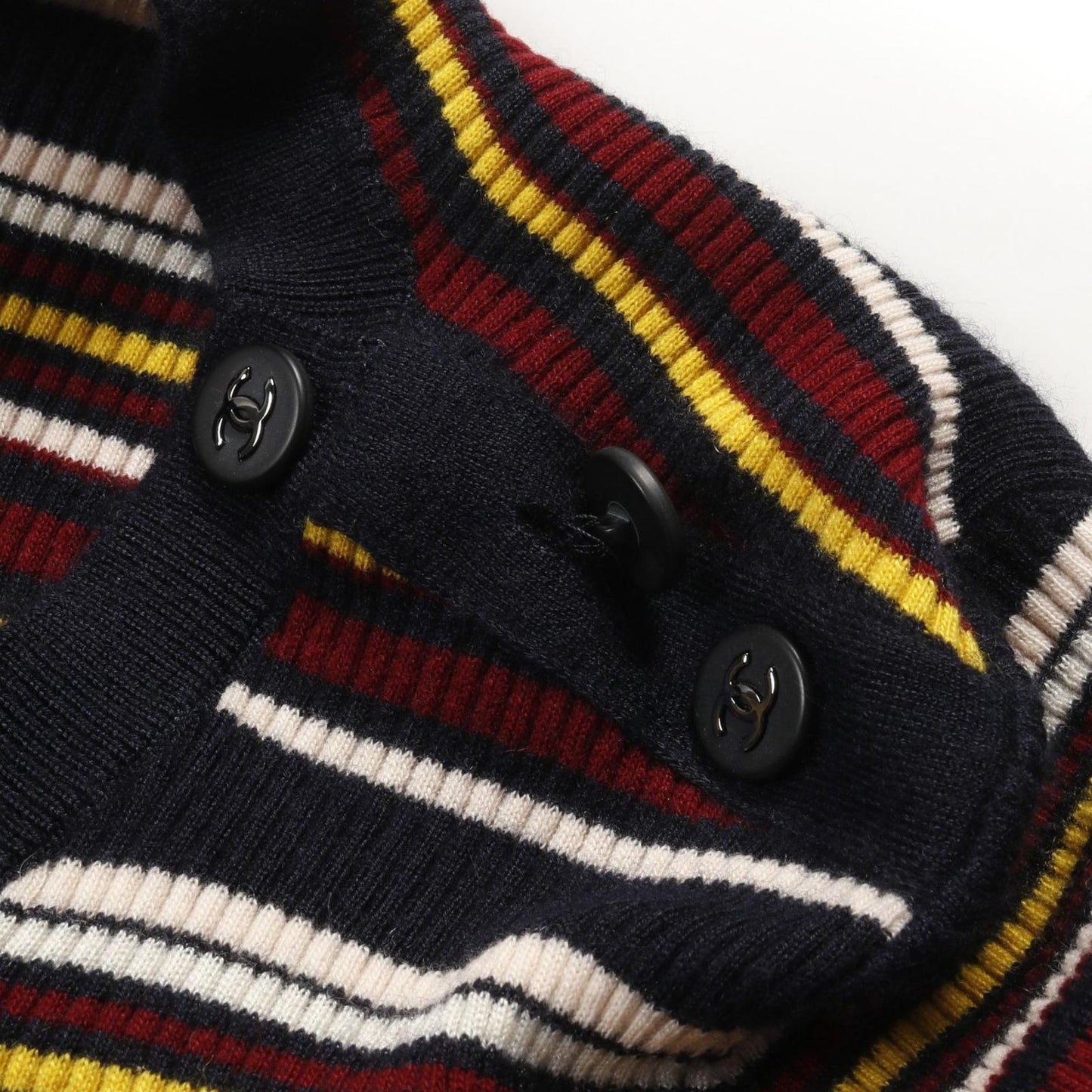 CHANEL Cashmere Silk Knit with Coco Mark Buttons - Elegant Navy