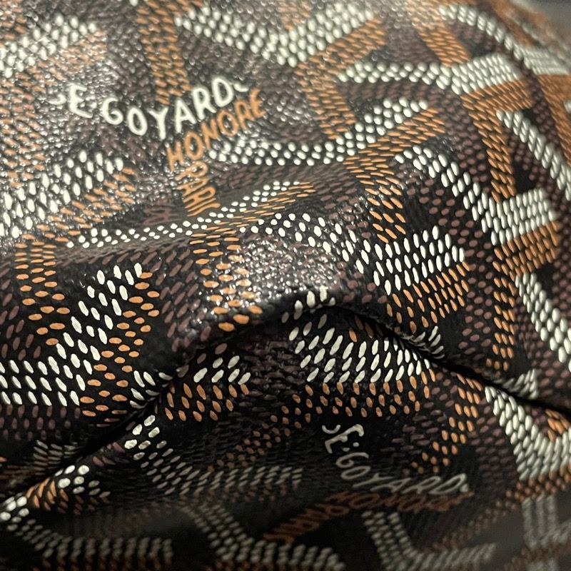 Goyard Saint Louis PM Black Canvas Unisex Handbag - Timeless Elegance