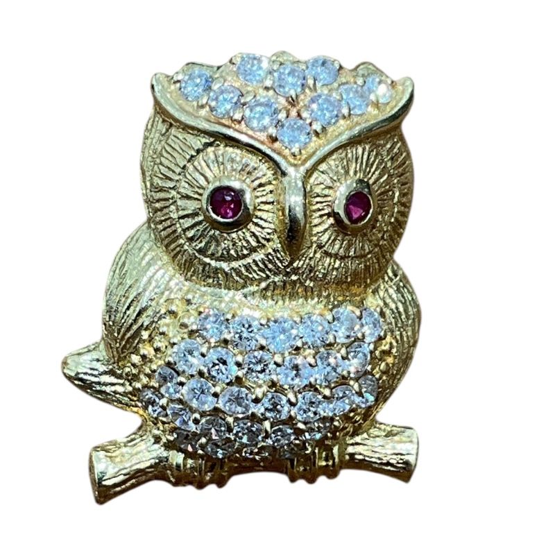 Exquisite Ruby Claw Brooch in K18 Yellow Gold