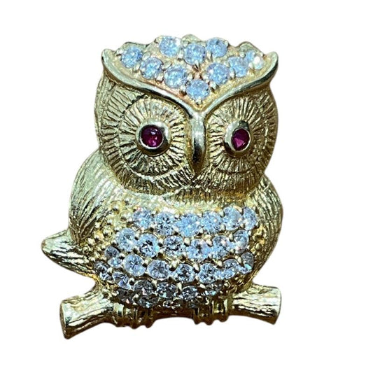 Exquisite Ruby Claw Brooch in K18 Yellow Gold