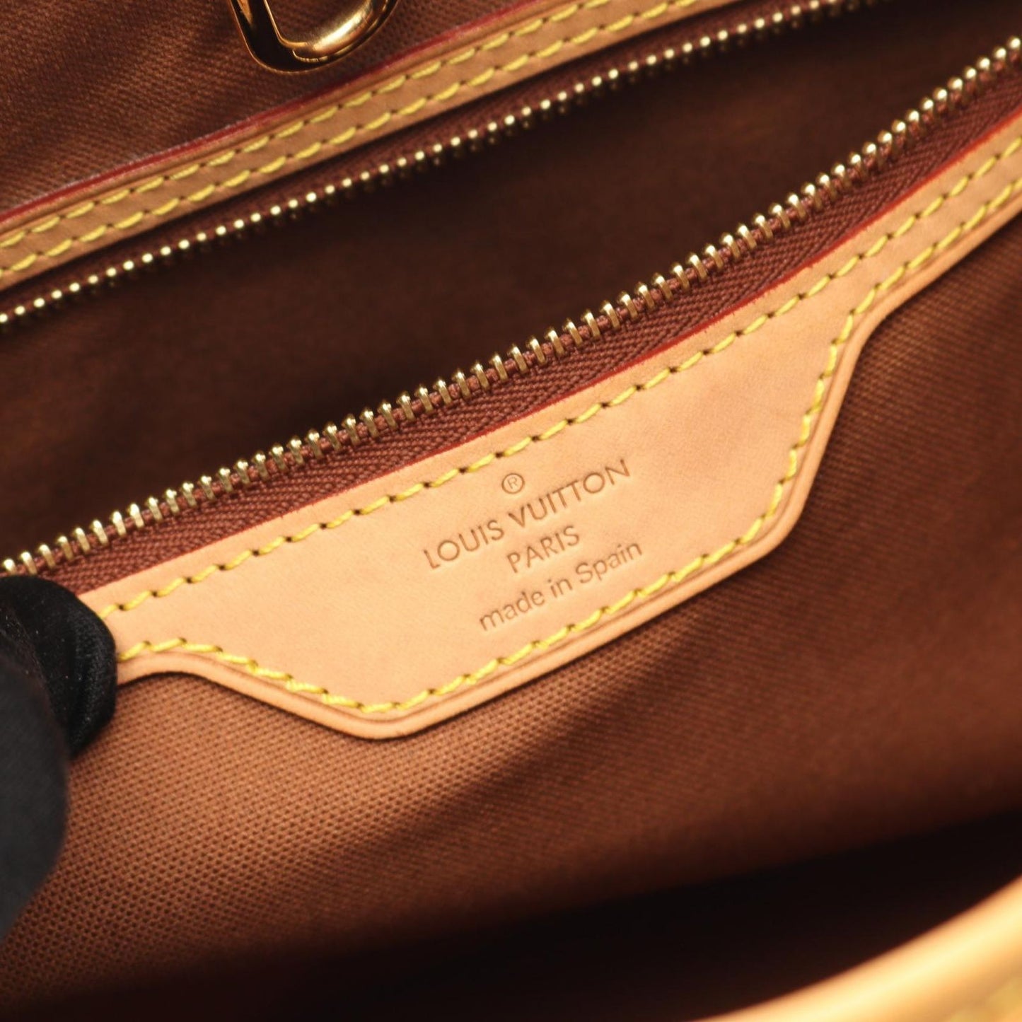 Louis Vuitton Batignolles Oriental Shoulder Bag - Timeless Elegance