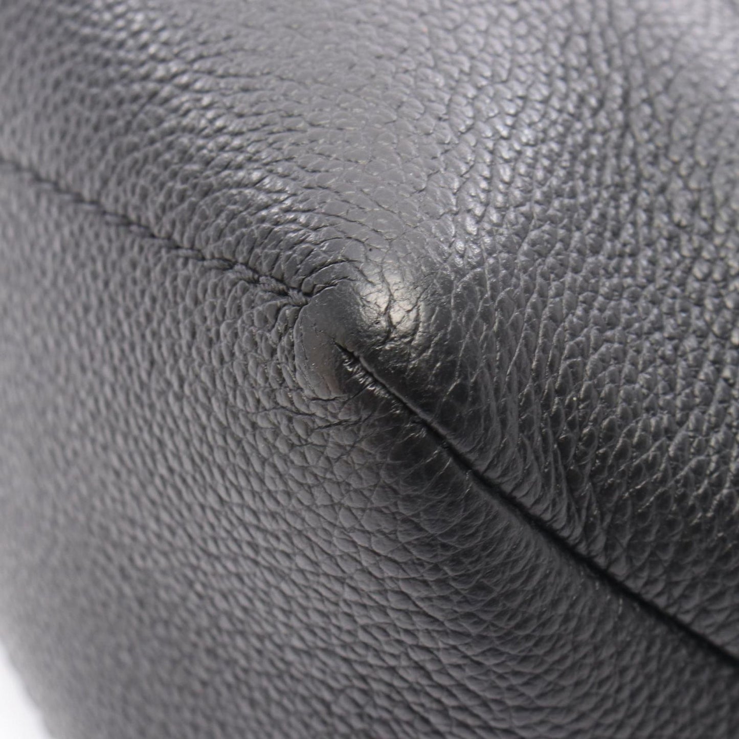 Louis Vuitton Soufflot Messenger Bag - Timeless Elegance