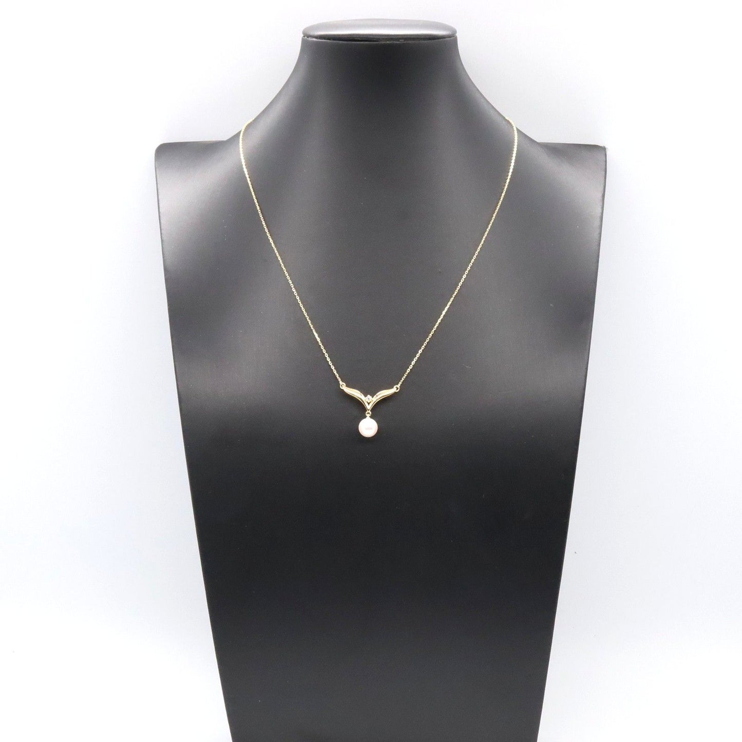 MIKIMOTO Pearl & Diamond Necklace in 18K Yellow Gold