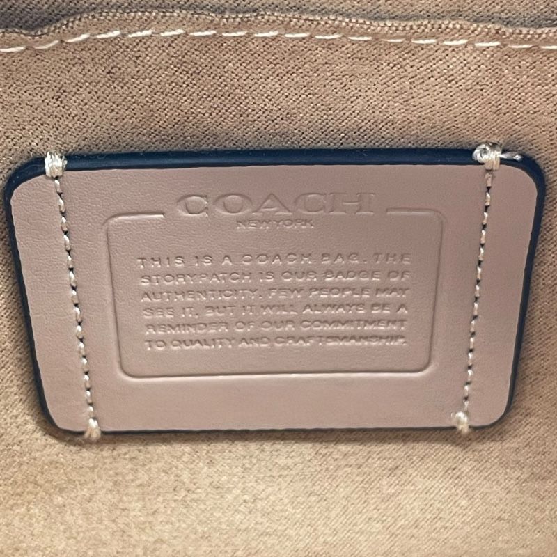 COACH CC141 Black Leather Handbag - Timeless Elegance