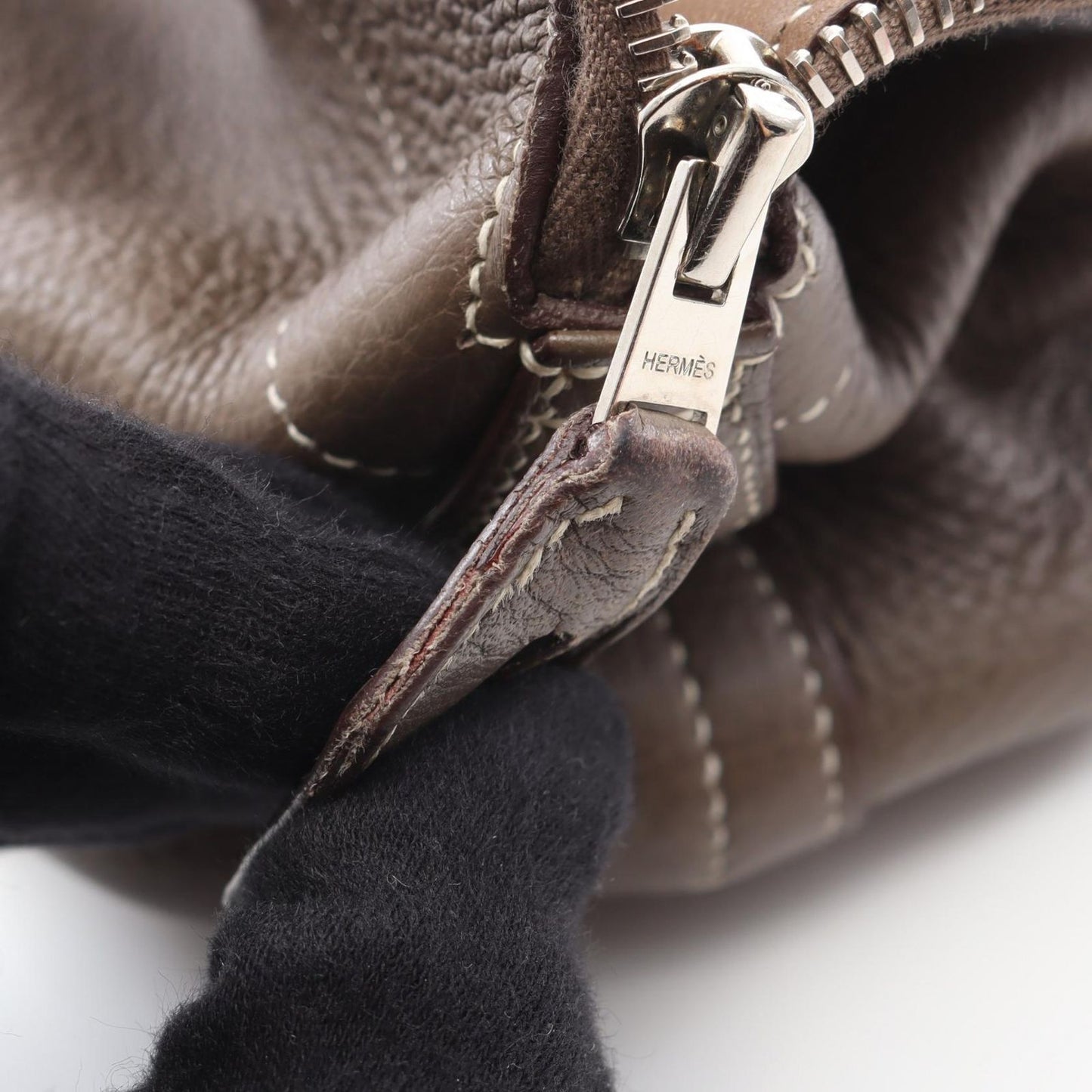 HERMES Bolide 31 Handbag in Etoupe - Timeless Elegance