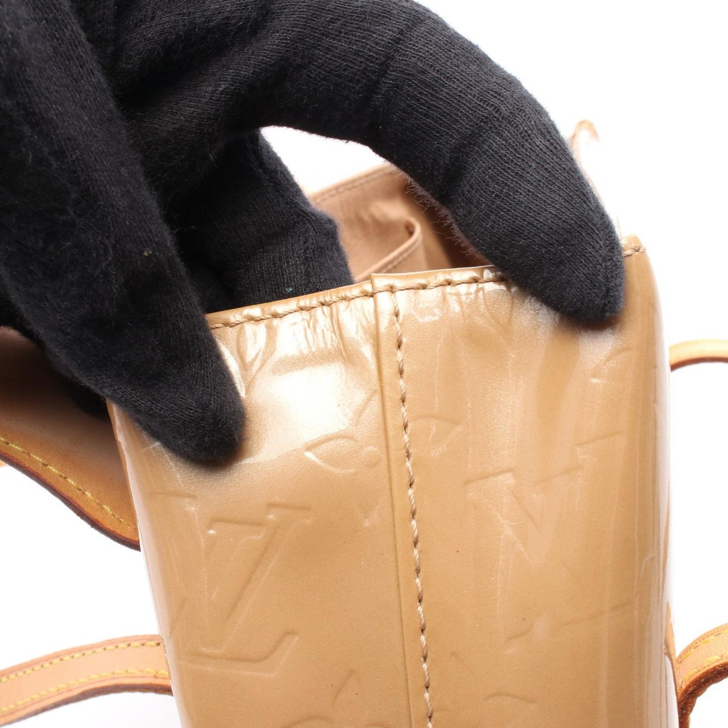 LOUIS VUITTON Biscayne Bay PM Monogram Vernis Peppermint Shoulder Bag