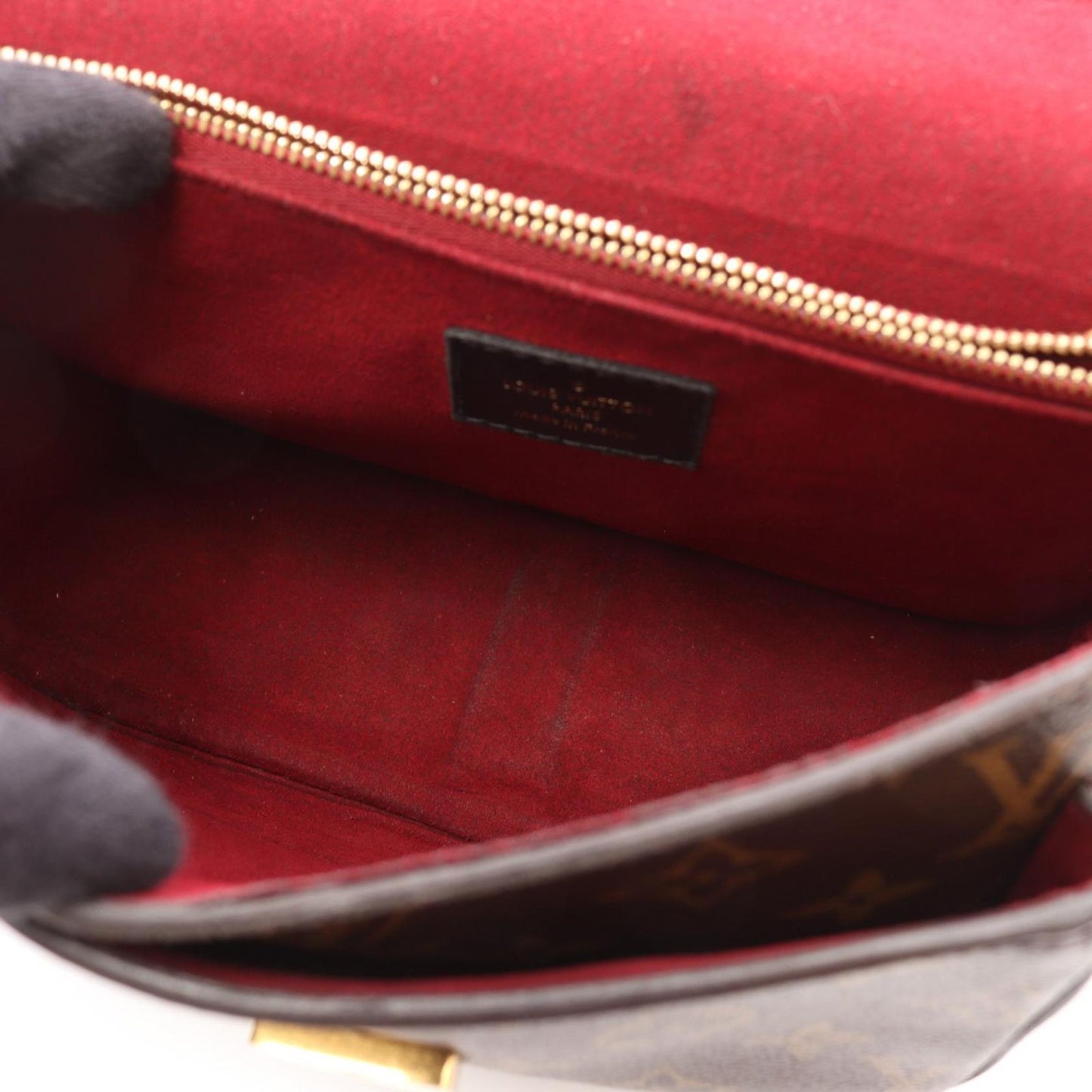 Louis Vuitton Pallas Shoulder Bag M45592 - Timeless Elegance