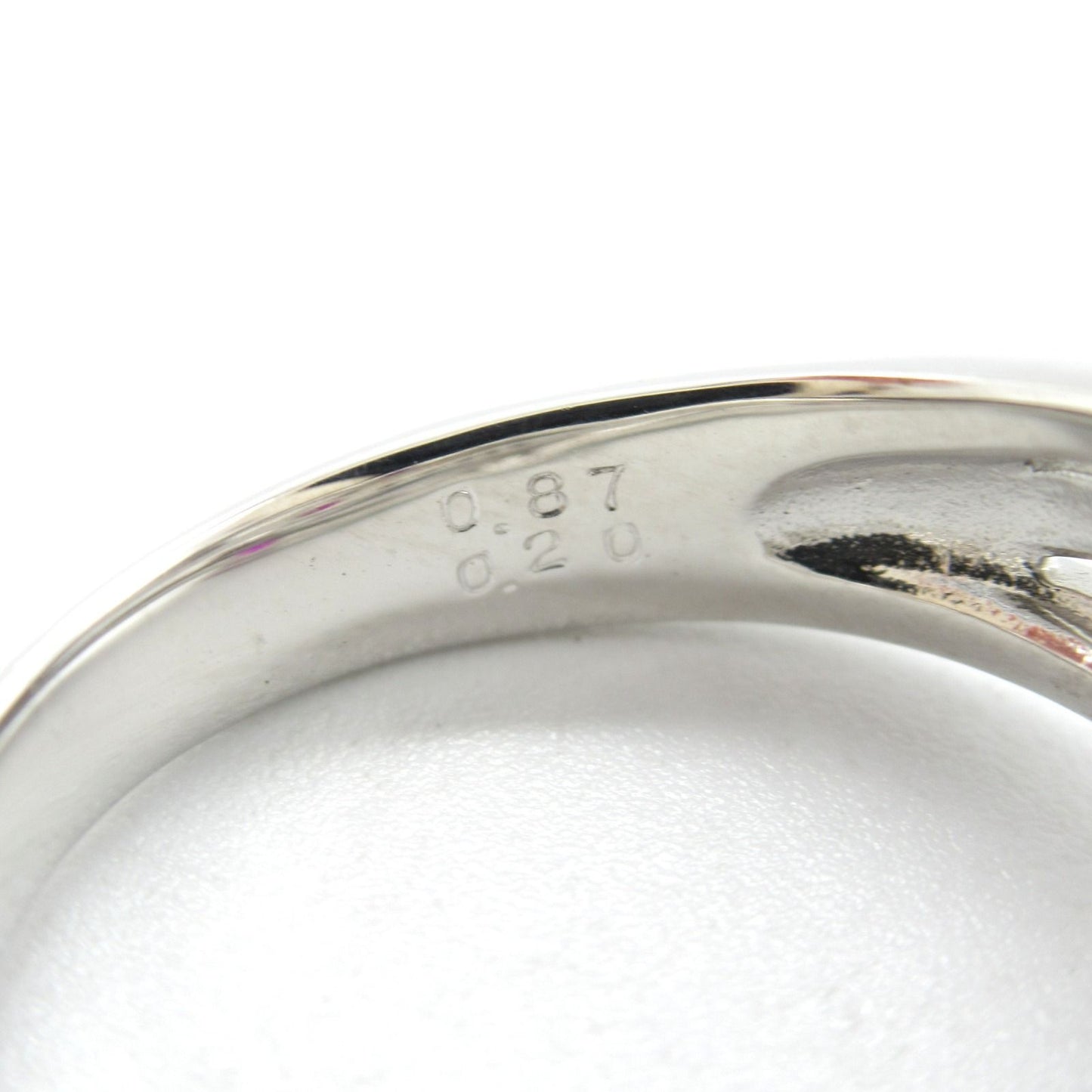 Exquisite Ruby and Diamond Ring in K18 White Gold