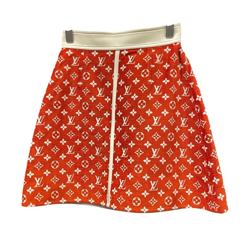 Louis Vuitton Monogram Red Skirt - Exquisite Craftsmanship