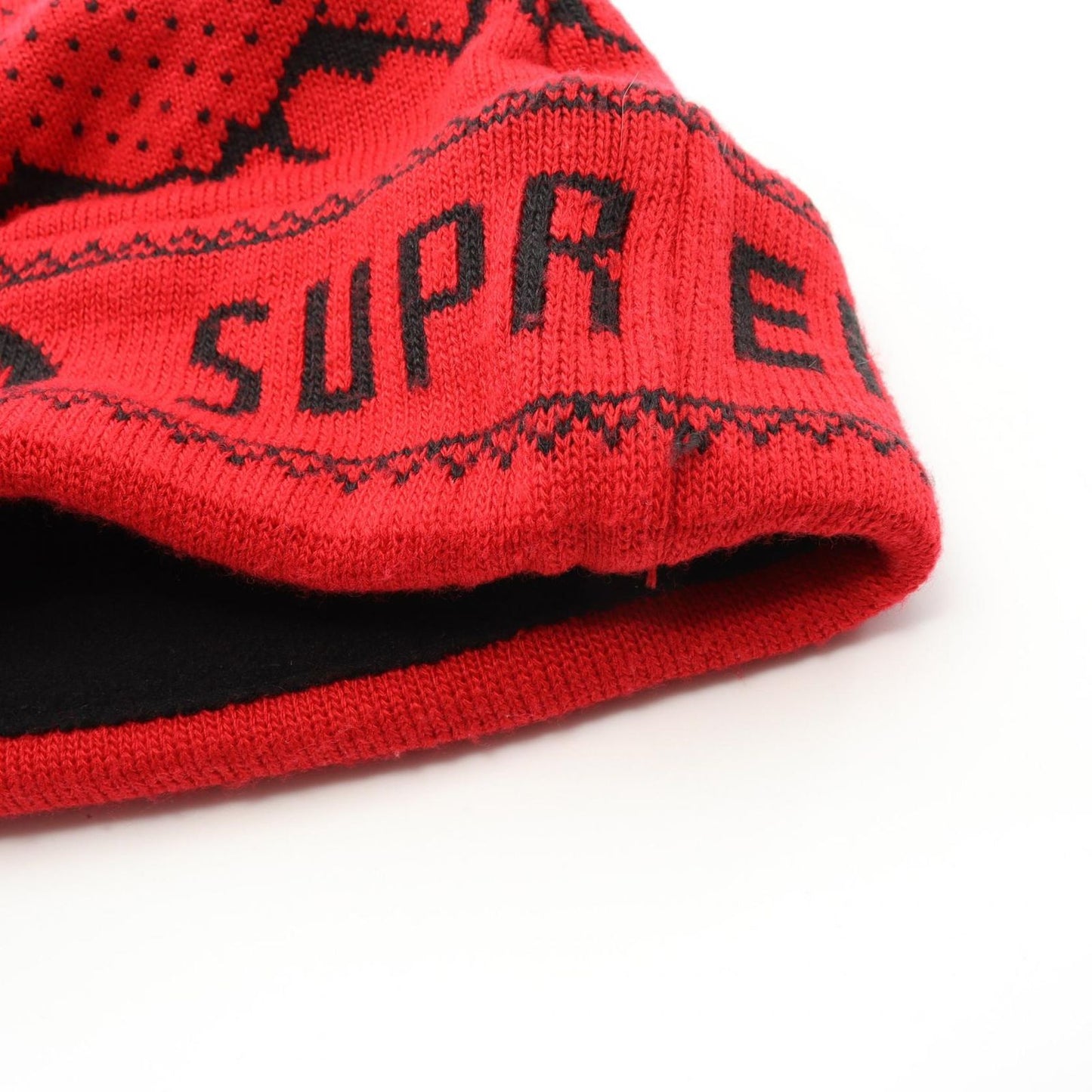 Supreme x THE NORTH FACE Red Knit Cap - Exclusive Collaboration