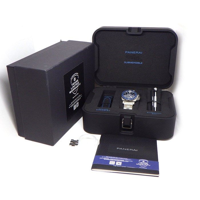 Panerai Submersible Blue Notte PAM01068 - Exquisite Dive Watch