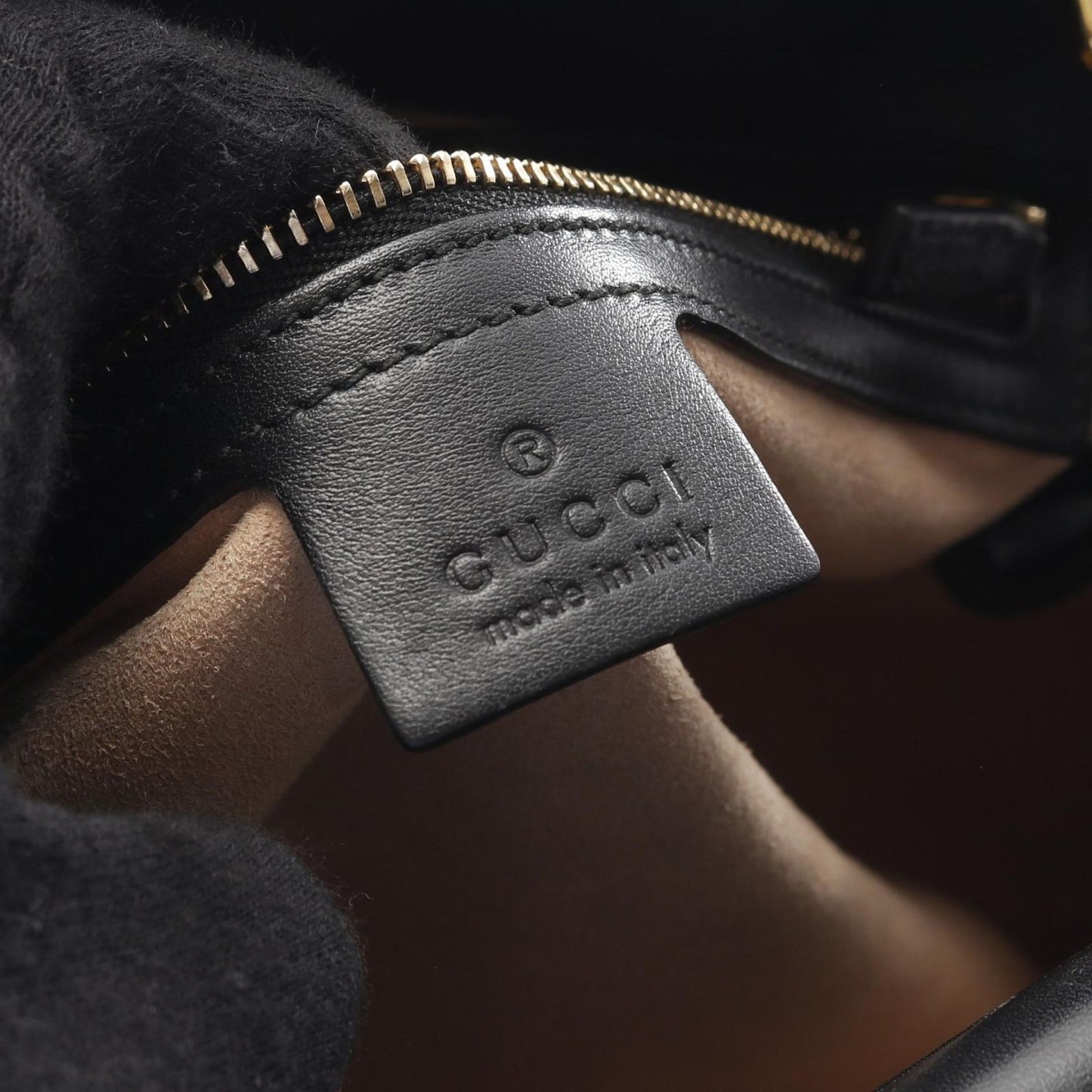 GUCCI Nimfair Bamboo Handbag - Black Leather, Exquisite Craftsmanship