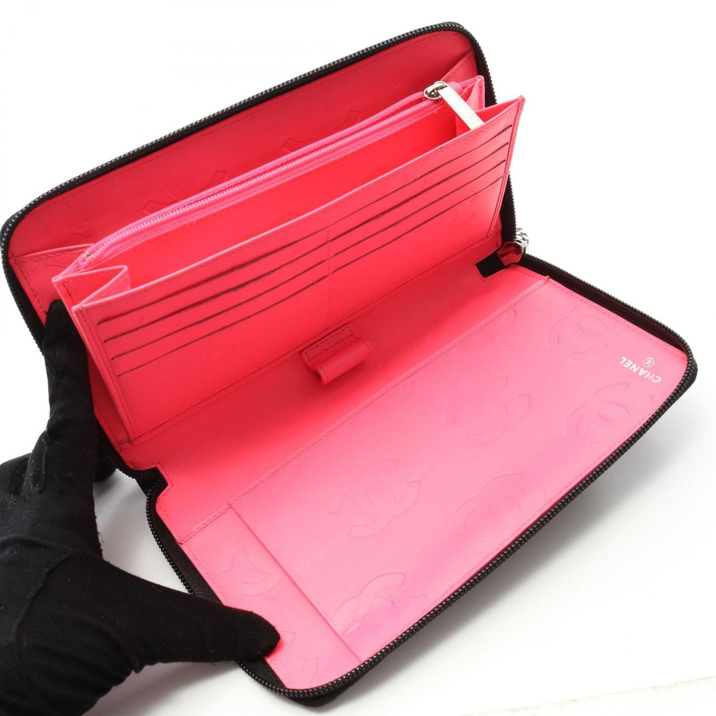 CHANEL Cambon Line Round Wallet in Black Patent Leather